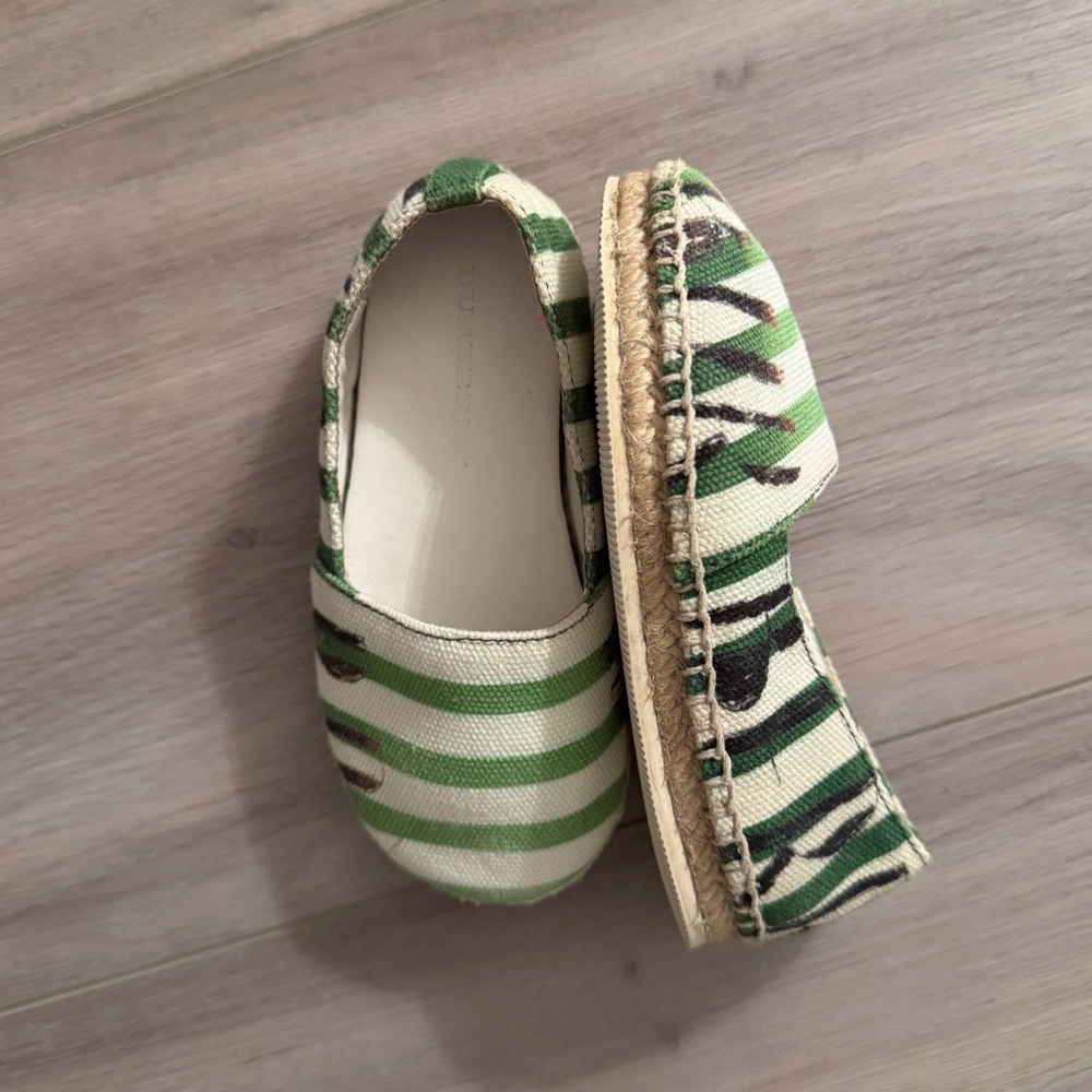 Burberry Esmeralda’s